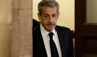 Frankreichs Ex-Präsident Sarkozy beteuert erneut Unschuld