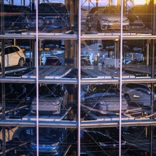 Im März mehr E-Autos als Benziner neu zugelassen