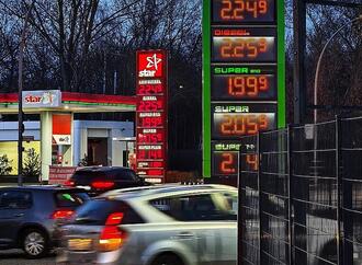 Ost-Regierungschefs fordern Aussetzen der CO2-Abgabe auf Benzin