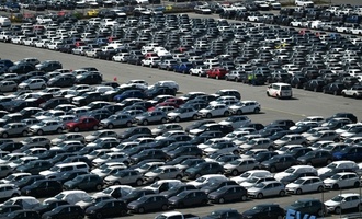 Industrie mit leichtem Plus beim Auftragseingang - Autobranche legt zu