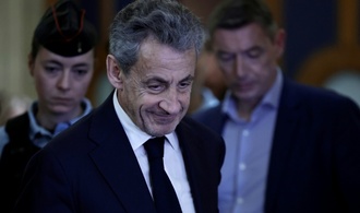 Frankreichs Ex-Präsident Sarkozy beschuldigt Ex-Machthaber Gaddafi