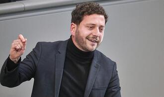 Banaszak fordert Tempolimit statt höherer Pendlerpauschale