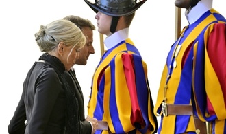 Macron spricht mit Papst Leo XIV. über Nahost und Missbrauchsfälle