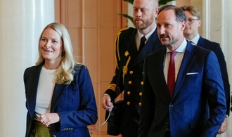 Kronprinzessin Mette-Marit zeigt sich erstmals mit Sauerstoffgerät