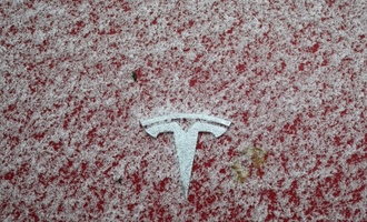 Erstmals in Europa: Niederlande erlauben Nutzung von Tesla-Selbstfahrfunktion