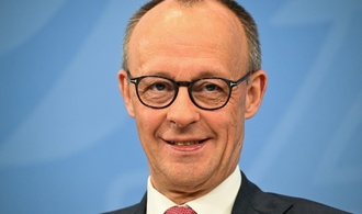 Ungarn: Merz sieht ''sehr klares Zeichen gegen Rechtspopulismus auf der ganzen Welt''