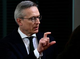 Minister Wildberger will Einsatz von Microsoft in Verwaltung verringern