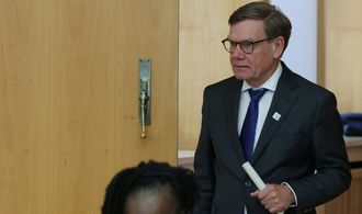 Sudan-Konferenz in Berlin sagt Bürgerkriegsland mehr als 1,3 Milliarden Euro zu