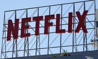 Netflix-Aktie bricht ein - Mitgründer Hastings verkündet Rückzug