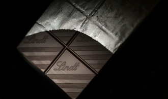 Lindt will Schoko-Weihnachtsmänner in diesem Jahr günstiger anbieten