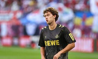 Bundesliga: Später Elfmeter rettet Köln Punkt am Millerntor