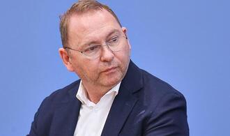 Verdi bezeichnet steuerfreie 1.000-Euro-Prämie als ''Rohrkrepierer''