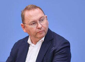 Verdi bezeichnet steuerfreie 1.000-Euro-Prämie als ''Rohrkrepierer''