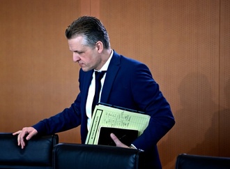 Kanzleramtschef Frei lehnt höhere Steuern für Wohlhabende ab