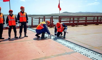 Russland und Nordkorea feiern Bau der ersten gemeinsamen Straßenbrücke