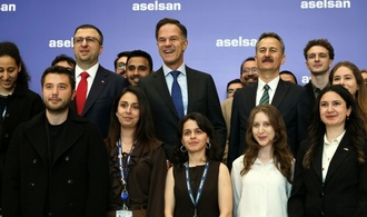 Rutte versichert der Türkei Beistand der Nato nach Raketen aus dem Iran