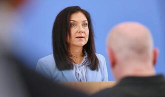 Bundesregierung kappt Konjunkturprognose