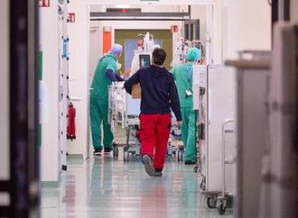 Klink-Betriebsräte warnen vor Pflegenotstand wegen Reformplänen