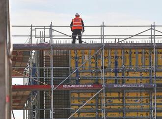 Höherer Auftragseingang im Bauhauptgewerbe im Februar