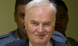 Opferverbände lehnen Verlegung von Kriegsverbrecher Mladic nach Serbien ab