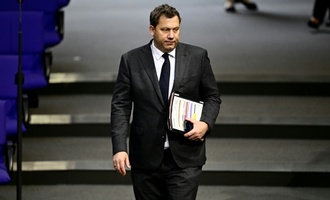 Klingbeil will härter gegen Steuerbetrug vorgehen