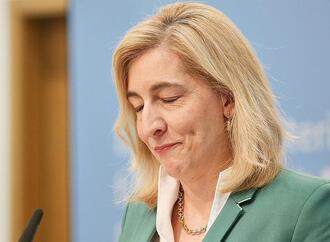 Roche-Pharma-Chef kritisiert Reform von Warken scharf