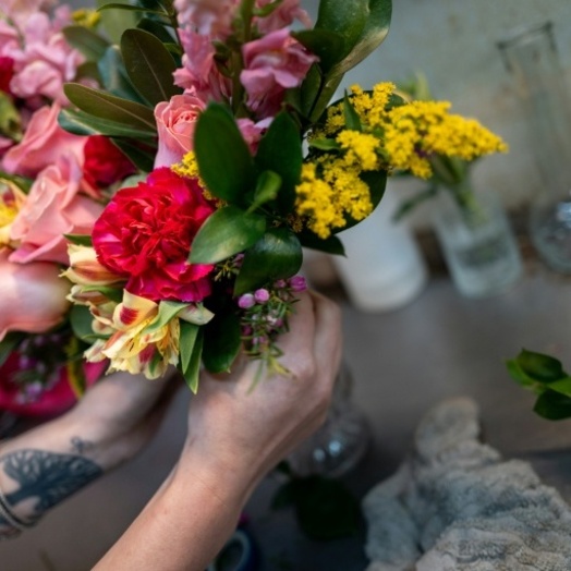 Einzelhandel erwartet Ausgaben von einer Milliarde Euro für Muttertagsgeschenke