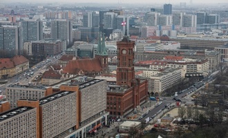 Nach Rücktritt von Berliner Kultursenatorin Wedl-Wilson: Finanzsenator Evers übernimmt