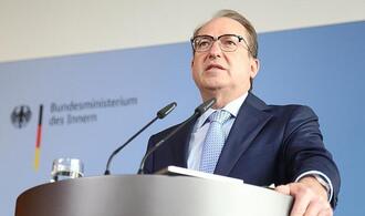 Dobrindt sieht neue digitale Befugnisse als ''Meilenstein''