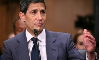 Designierter Fed-Chef Warsh nimmt erste Hürde im US-Senat