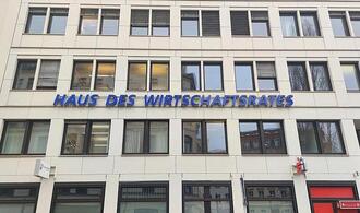 Wirtschaftsrat der CDU kritisiert Führungsschwäche von Merz