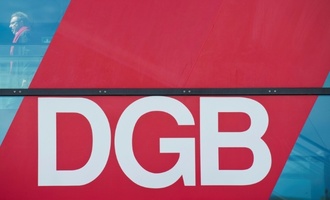 DGB-Chefin zum Tag der Arbeit: Beschäftigte nicht zum Sündenbock der Krise machen
