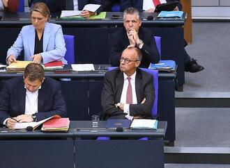 Ex-Siemens-Chef empfiehlt Merz Minderheitsregierung