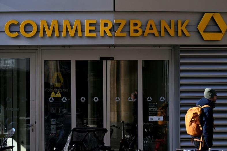 Unicredit meldet starkes Gewinnplus - Angebot für Commerzbank-Übernahme erwartet