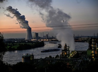 Geld pro eingesparter Tonne CO2: Reiche führt Förderprogramm für Industrie fort