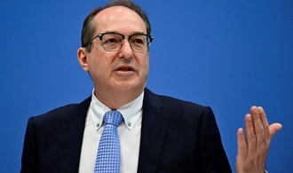 Dobrindt: Diskussionen über mögliche Minderheitsregierung ''absolut absurd''