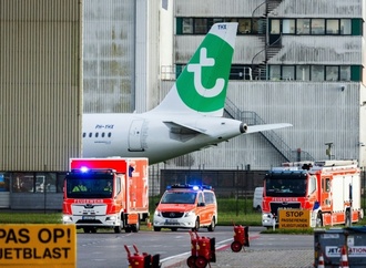 Flugzeug mit womöglich Hantavirus-infiziertem Passagier in Amsterdam gelandet