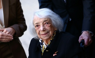 Platz in Berlin erinnert an Holocaustüberlebende Margot Friedländer