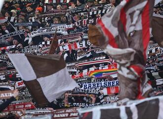 St. Pauli schließt ersten Tarifvertrag der Bundesliga-Geschichte ab