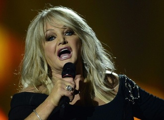 Rocksängerin Bonnie Tyler nach Notoperation in künstliches Koma versetzt