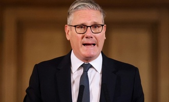 Starmer will nach Wahlniederlage ''weder nach rechts noch nach links abbiegen''