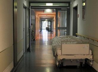 GKV-Chef fordert mehr staatliche Leistungen für Pflegeheime
