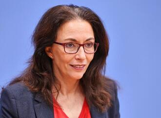 Fahimi als DGB-Vorsitzende wiedergewählt
