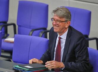 Wolfram Weimer outet sich als langjähriger ESC-Fan