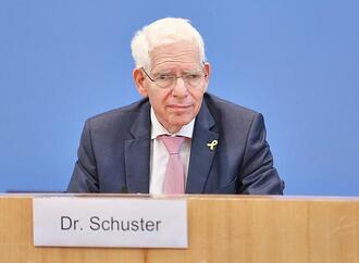 Zentralratspräsident fordert Ausweisung antisemitischer Täter