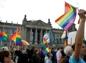 ''Rheinische Post'': Linke fordert von Bundesregierung mehr Schutz für queere Menschen