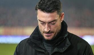 Eintracht Frankfurt trennt sich von Cheftrainer Riera