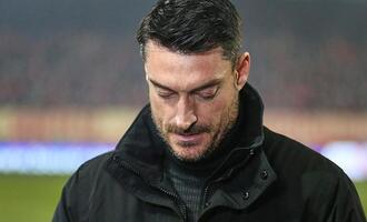 Eintracht Frankfurt trennt sich von Cheftrainer Riera