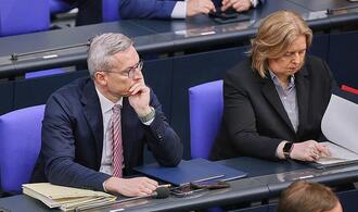 Bas und Wildberger kündigen digitales Sozialportal an