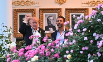 ''Umstände'' lassen es nicht zu: Trump verpasst Hochzeit seines Sohnes